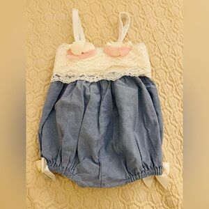 Bonnie Baby 12 month Blue and White Baby Romper with Pink Accents